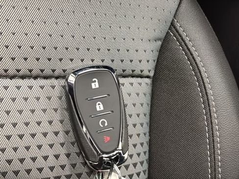 New 2026 Chevrolet Trax LT w/ Driver Confidence Package FWD image 36