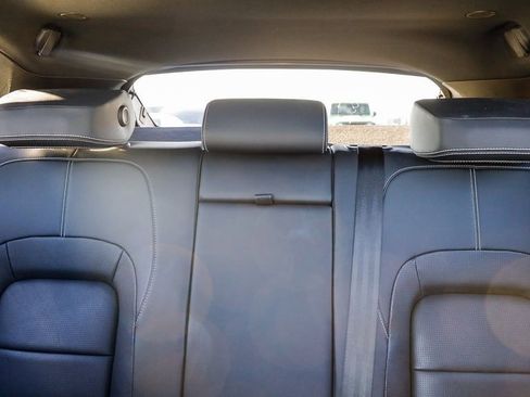 Used 2024 Jaguar F-PACE R-Dynamic S image 27