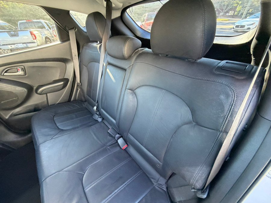 Used 2012 Hyundai Tucson Limited w/ Premium Pkg AWD/4WD image 15