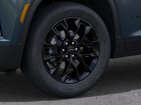 New 2026 Chevrolet Traverse LT w/ Midnight/Sport Edition FWD image 9