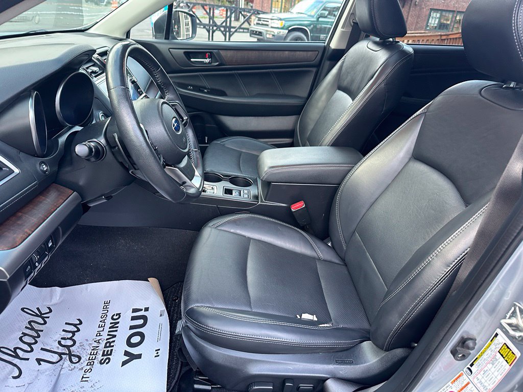 Used 2019 Subaru Outback 2.5i Limited AWD/4WD image 9