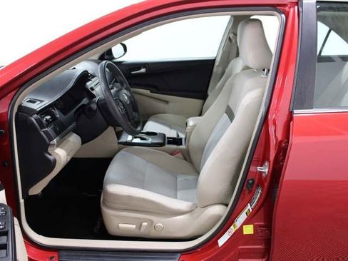 Used 2012 Toyota Camry LE w/ Protection Pkg FWD image 10