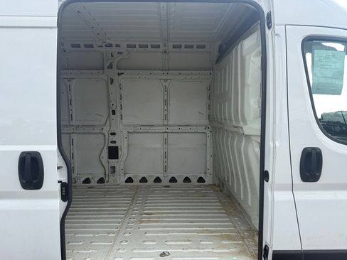 Used 2021 RAM ProMaster 2500 FWD image 13
