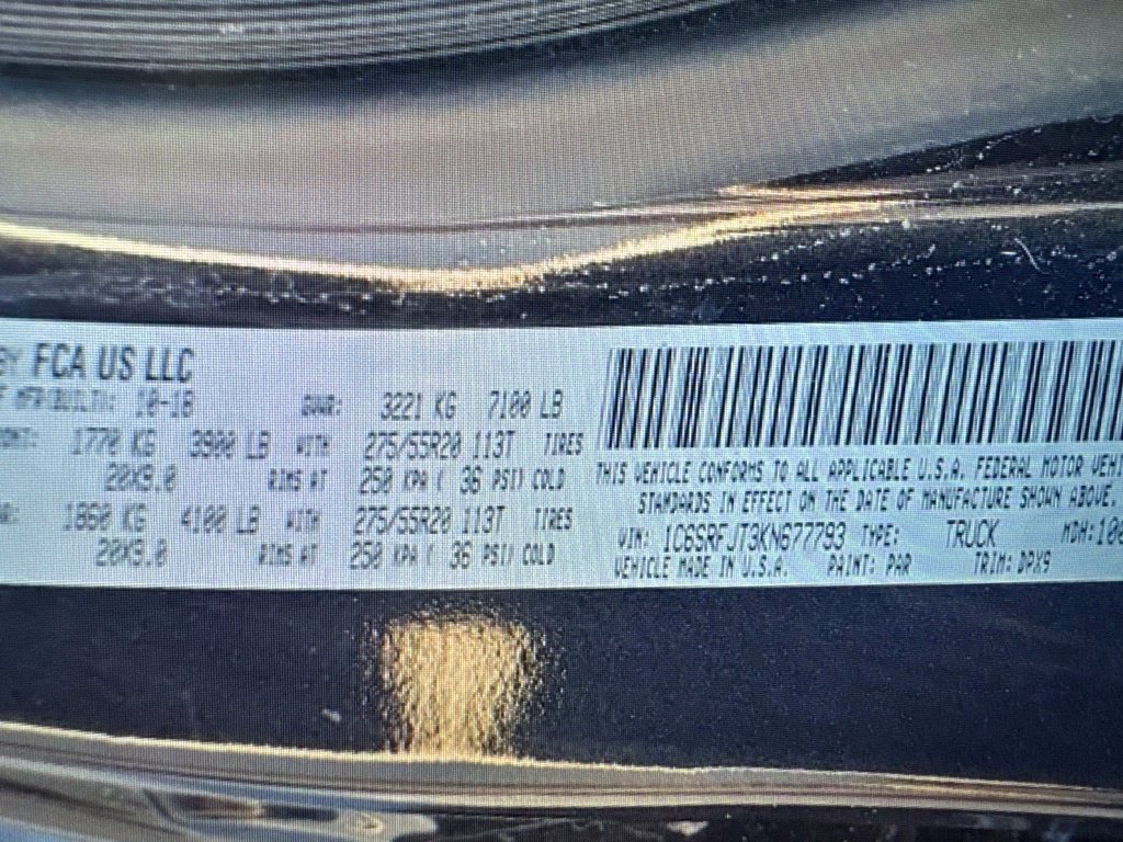 Used 2019 RAM 1500 Laramie AWD/4WD image 8