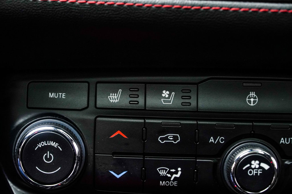 Used 2025 Dodge Durango R/T AWD/4WD image 29
