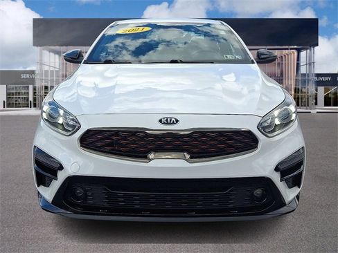 Used 2021 Kia Forte GT-Line w/ GT-Line Premium Package image 2