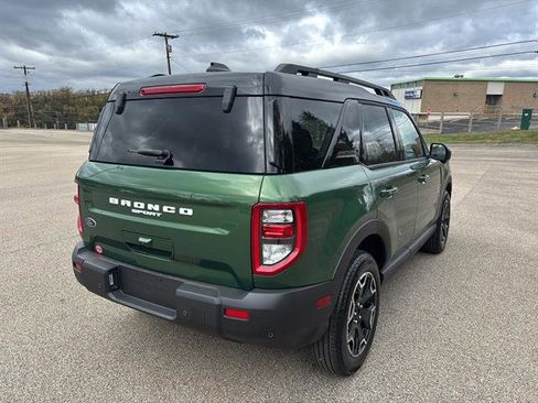 New 2025 Ford Bronco Sport Outer Banks w/ Outer Banks Tech Package+ AWD/4WD image 4