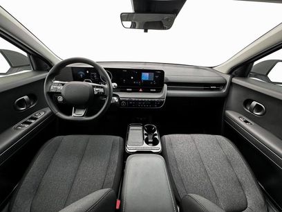 New 2025 Hyundai Ioniq 5 SE