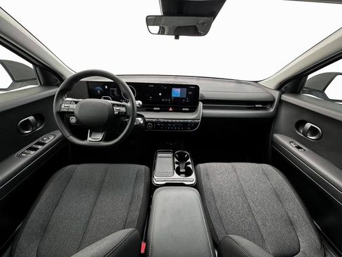 New 2025 Hyundai Ioniq 5 SE image 1