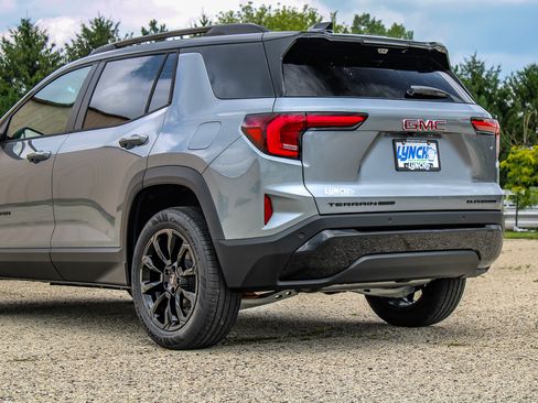 New 2027 GMC Terrain Elevation w/ Elevation Premium Package AWD/4WD image 39