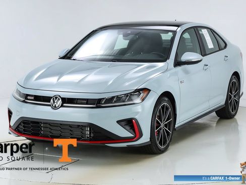 Used 2025 Volkswagen Jetta GLI Autobahn FWD image 38