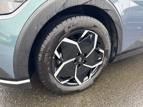 Used 2024 Hyundai Ioniq 5 SEL image 9