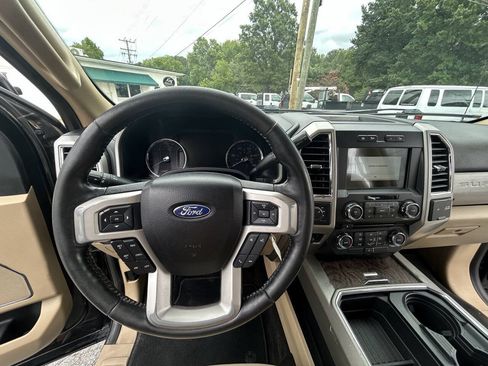 Used 2018 Ford F350 Lariat w/ FX4 Off-Road Package AWD/4WD image 17