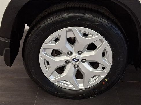 Certified 2023 Subaru Forester image 10