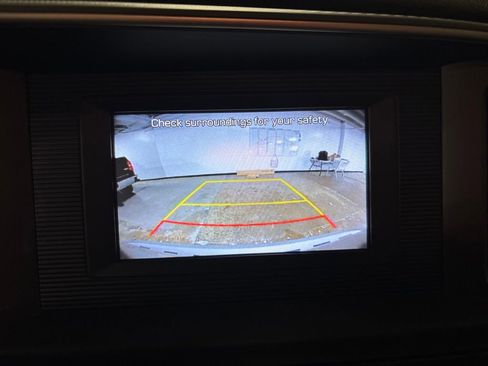 Used 2020 Hyundai Elantra SE FWD image 16