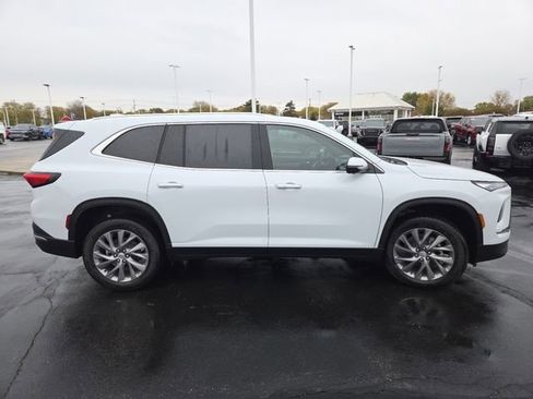 New 2026 Buick Enclave Preferred w/ Power Package image 21