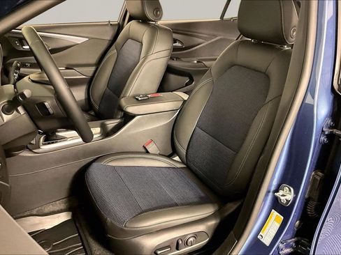 Certified 2026 Buick Envista Sport Touring w/ Convenience I Package FWD image 20