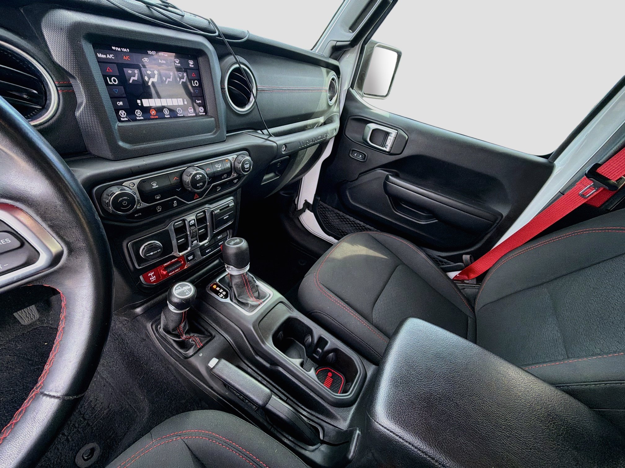 Used 2020 Jeep Wrangler Unlimited Rubicon w/ Quick Order Package 28Y Recon AWD/4WD image 25