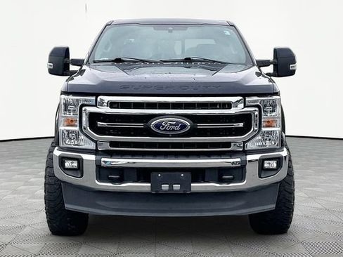 Used 2021 Ford F250 Lariat w/ Lariat Ultimate Package AWD/4WD image 2