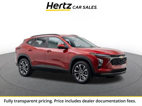 Used 2025 Chevrolet Trax LT w/ LT Convenience Package FWD image 1
