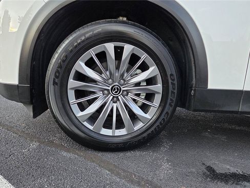 Used 2024 MAZDA CX-90 3.3 Turbo w/ Preferred Package AWD/4WD image 11