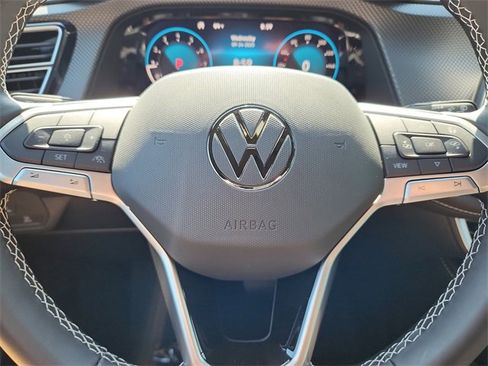 New 2026 Volkswagen Atlas Cross Sport SEL image 31