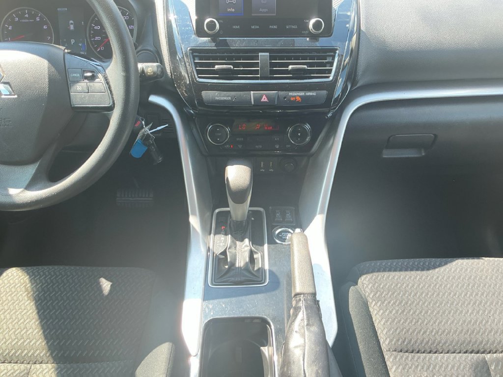 Used 2023 Mitsubishi Eclipse Cross LE AWD/4WD image 20