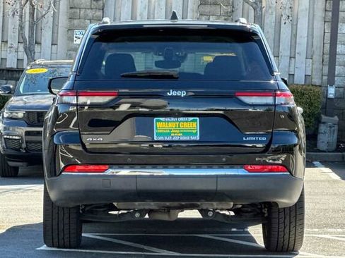 Used 2023 Jeep Grand Cherokee Limited image 5