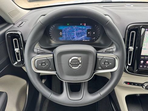 Certified 2026 Volvo XC40 B5 Plus AWD/4WD image 11