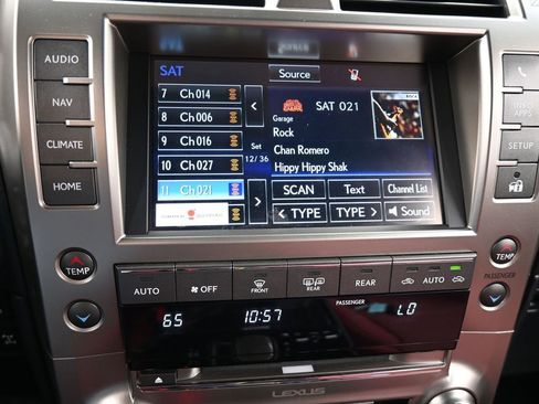 Used 2021 Lexus GX 460 Premium image 24