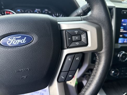 Used 2020 Ford F250 Lariat w/ Chrome Package image 25