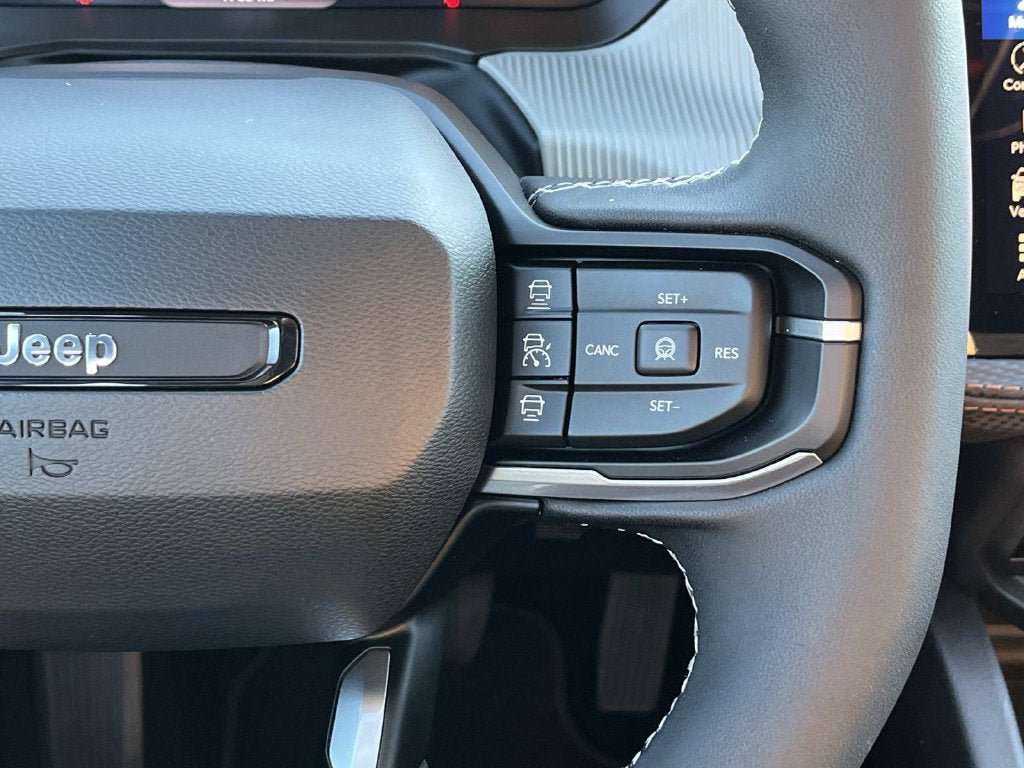 Used 2026 Jeep Cherokee Limited AWD/4WD image 16