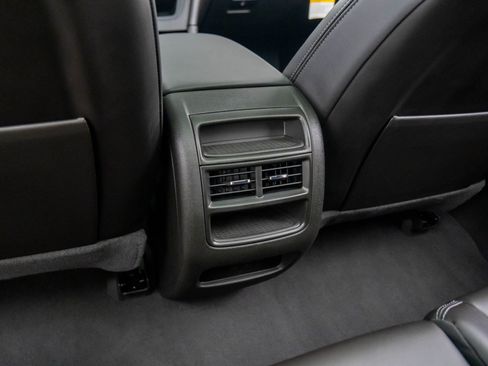 New 2026 Cadillac XT5 Premium Luxury w/ LPO, Floor Liner Package AWD/4WD image 21