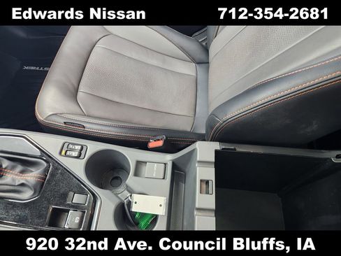 Used 2024 Subaru Crosstrek 2.5i Limited w/ Crosstrek Mirror Package image 33