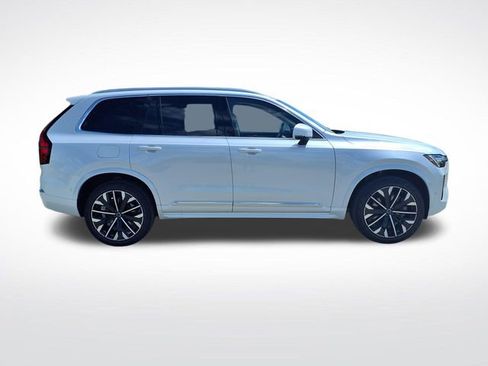 New 2026 Volvo XC90 T8 Ultra w/ Protection Package Premier AWD/4WD image 8