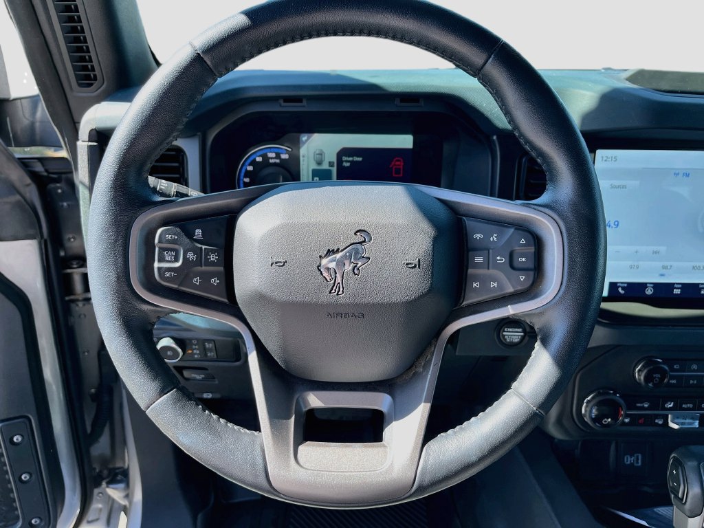 Used 2024 Ford Bronco Outer Banks AWD/4WD image 11