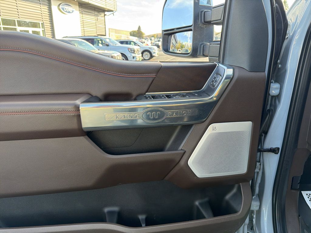 Used 2025 Ford F350 King Ranch AWD/4WD image 23