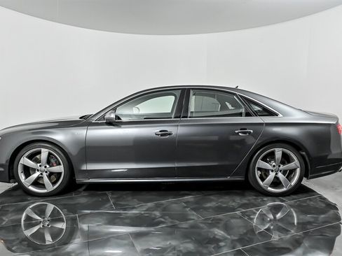 Used 2016 Audi S8 AWD/4WD image 6