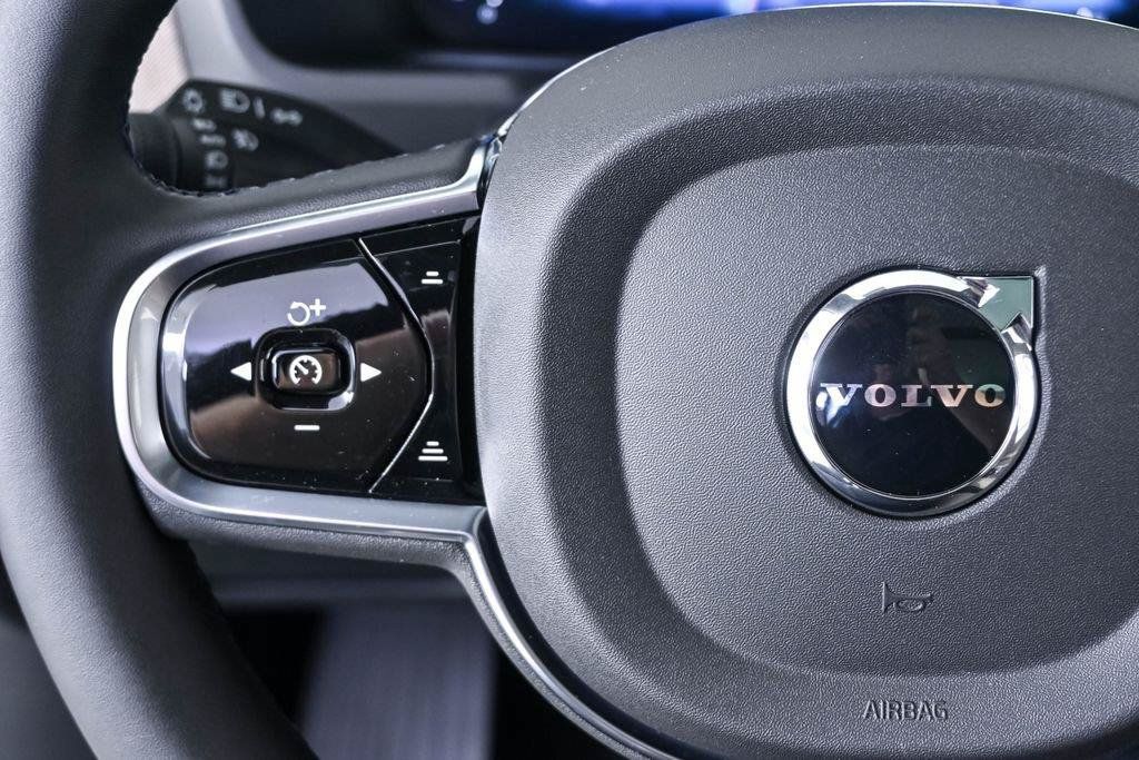 New 2026 Volvo XC90 T8 Core w/ Protection Package AWD/4WD image 9