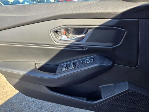 Used 2023 Honda Accord Sport image 24