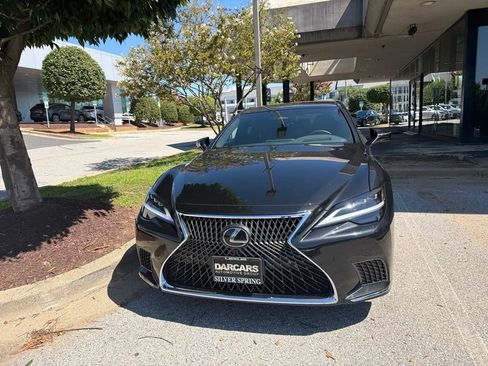 Certified 2024 Lexus LS 500 AWD w/ Luxury Package image 3