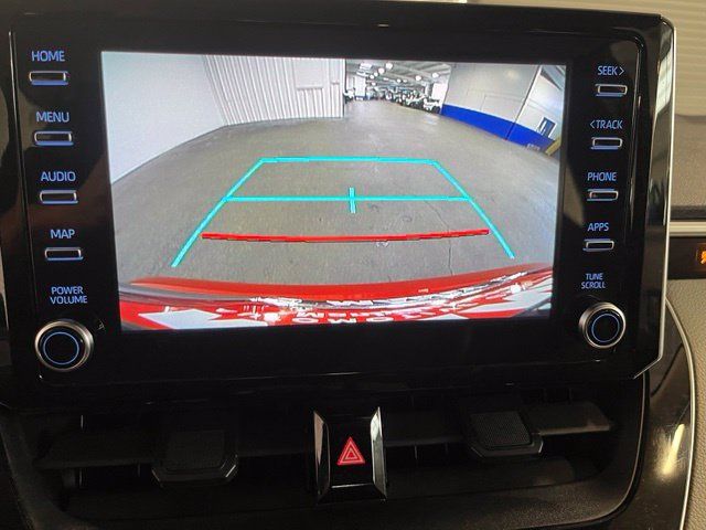 Used 2020 Toyota Corolla LE w/ Carpet Mat Package (TMS) FWD image 29