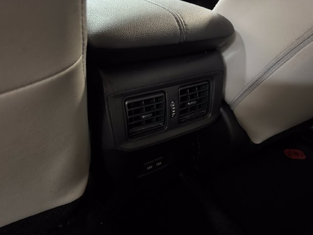 Used 2025 Toyota RAV4 XLE Premium FWD image 19