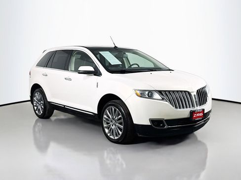 Used 2013 Lincoln MKX AWD image 7