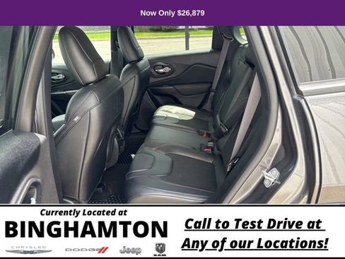 Used 2022 Jeep Cherokee Trailhawk image 26