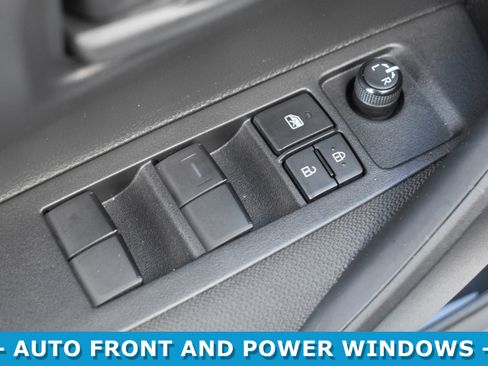 Used 2025 Toyota Corolla LE image 7