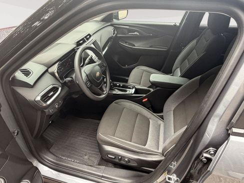 Used 2022 Chevrolet TrailBlazer LT FWD image 20