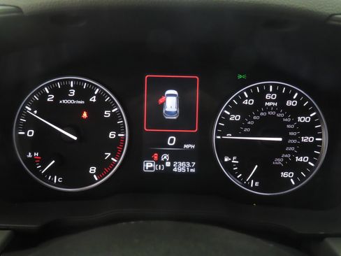 Used 2025 Subaru Crosstrek 2.5i Limited w/ Crosstrek Mirror Package AWD/4WD image 12