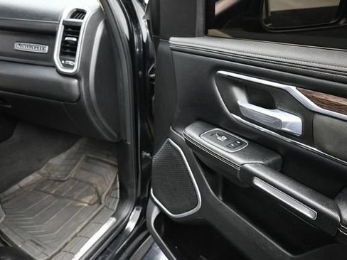Used 2020 RAM 1500 Laramie AWD/4WD image 18
