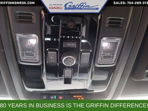 New 2026 GMC Yukon Elevation AWD/4WD image 19
